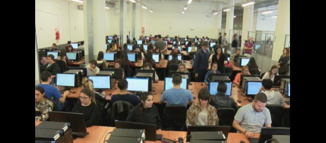 El escrutinio del domingo seraacute #147un poco maacutes raacutepido#148