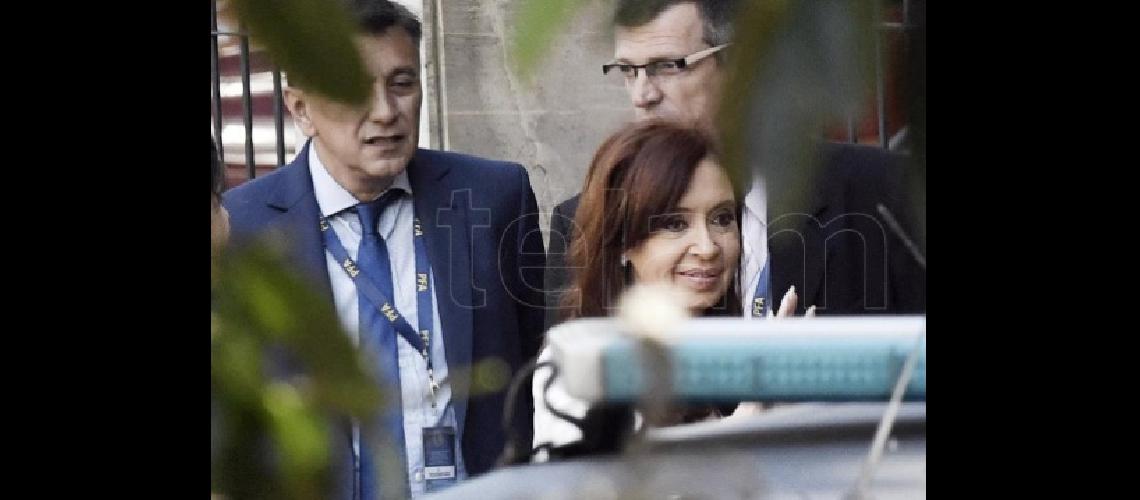 Cristina Fernaacutendez declara ante Bonadiacuteo