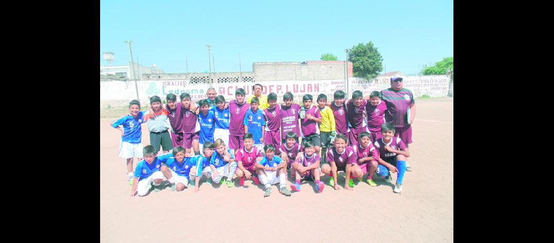 Lujan recibioacute a Chicos  de Mina El Aguilar