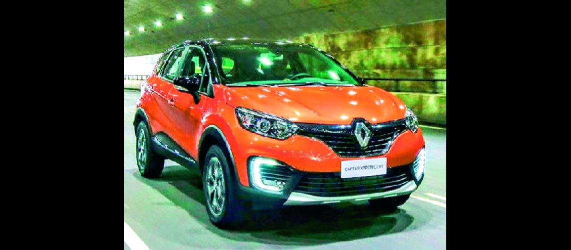 El Renault Captur  sumaraacute una  versioacuten moderna