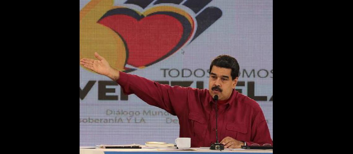 Maduro culpoacute a Portugal  por no repartir jamones 