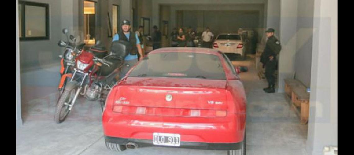 Allanaron propiedades de Sala e incautaron vehiacuteculos