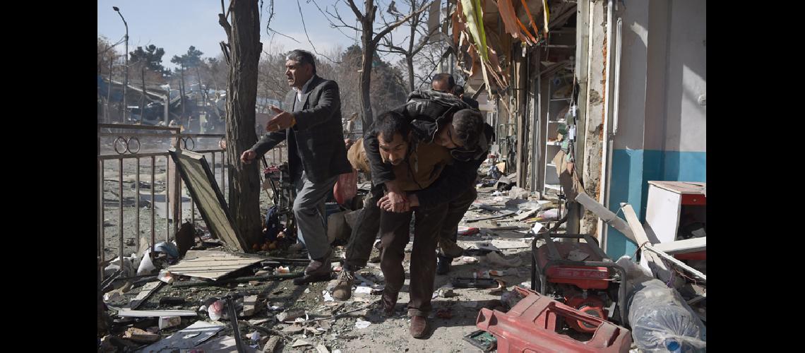 Se elevoacute a 103 la cifra de muertos en Kabul 