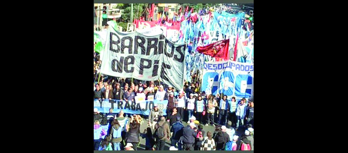 Movimientos sociales  prometen un febrero  y marzo #147movidos#148