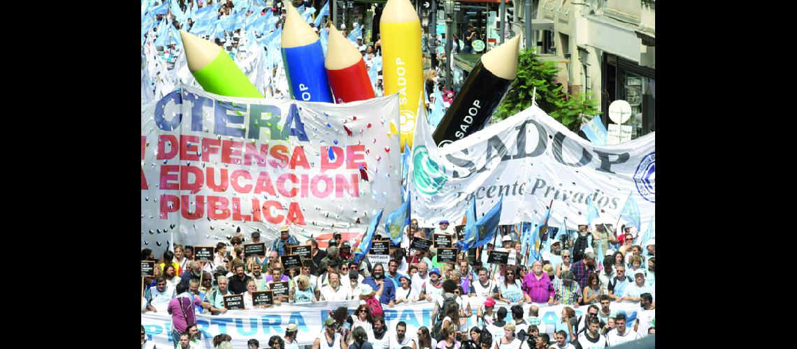 #147Contundente#148 paro  nacional de maestros