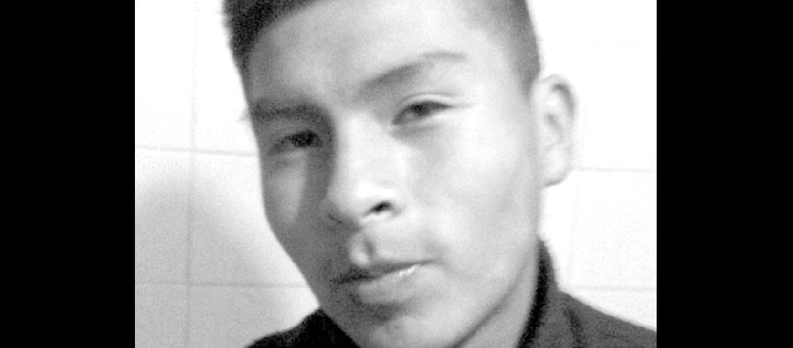 Padres de Ricardo Cruz desmienten #147abandono#148