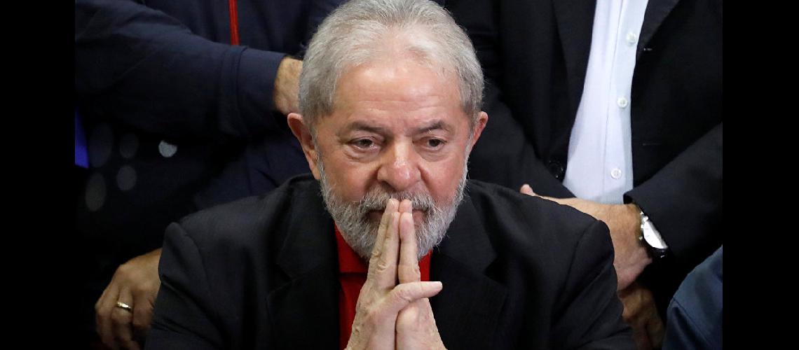 Brasil ante el #145Diacutea L#145- La corte define si enviacutea a Lula a la caacutercel 