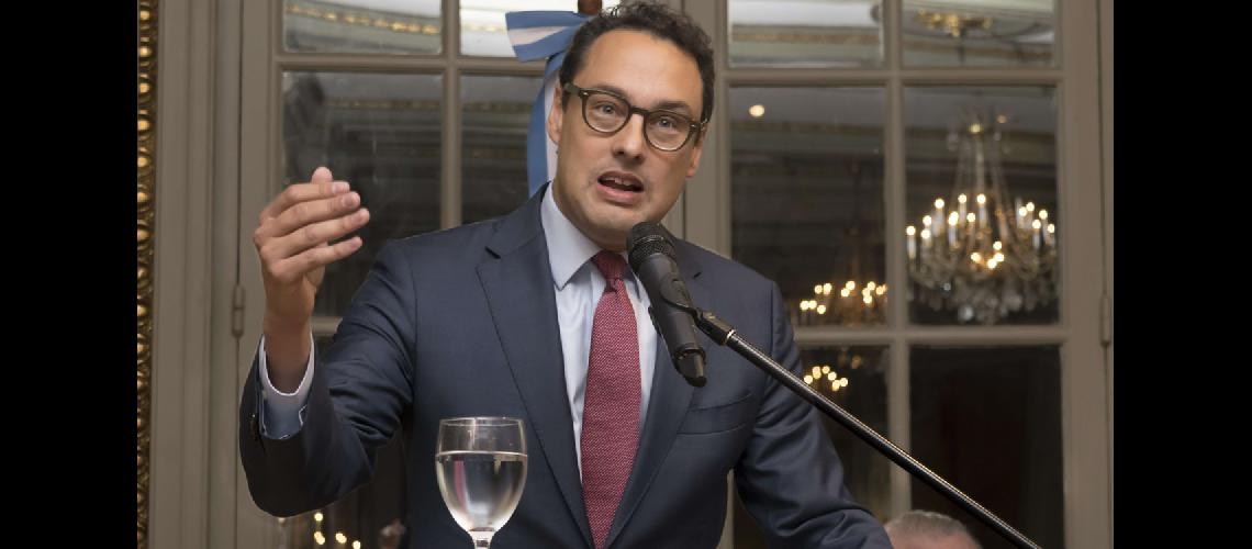 Leandro Cuccioli- La recaudacioacuten impositiva crecioacute en marzo 125-en-porciento- 