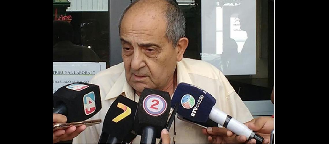 #147Nosotros eacuteramos soacutelo un pasamanos de dinero#148