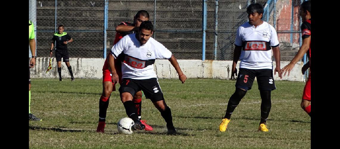 Cuyaya firme volvioacute a golear
