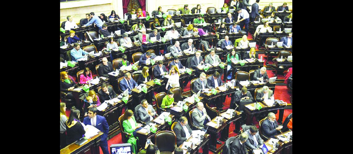 Diputados avanzaba en el debate por el aborto legal