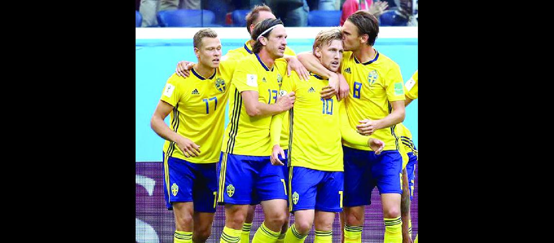 Suecia le ganoacute a Suiza y  estaacute en cuartos de final 