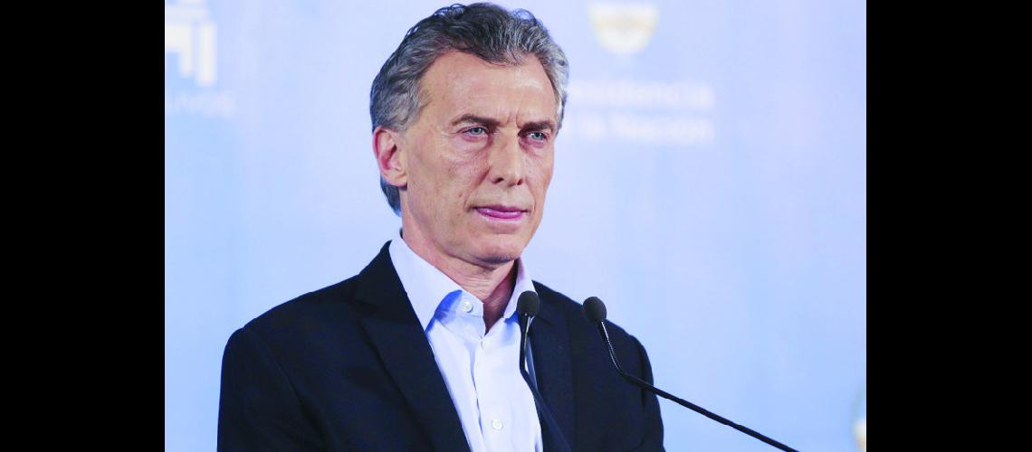 Macri admitioacute que se atraviesa una tormenta