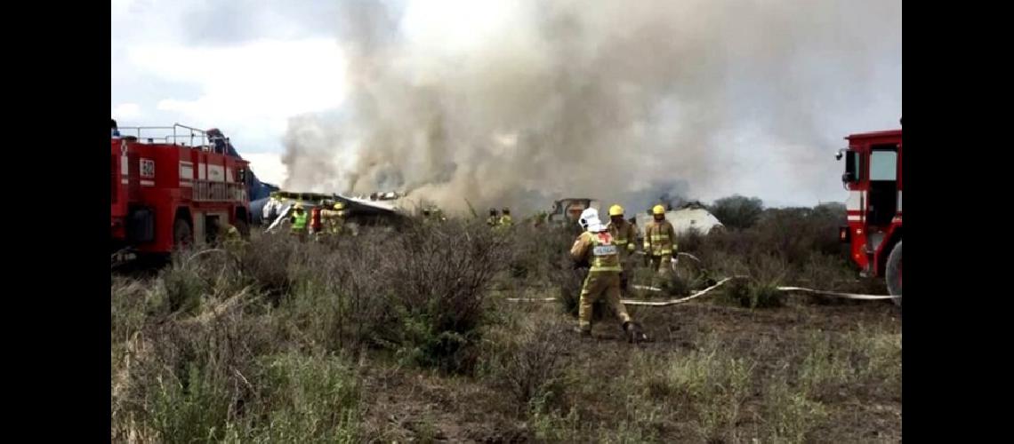 Recuperaron las dos cajas  negras del avioacuten meacutexicano
