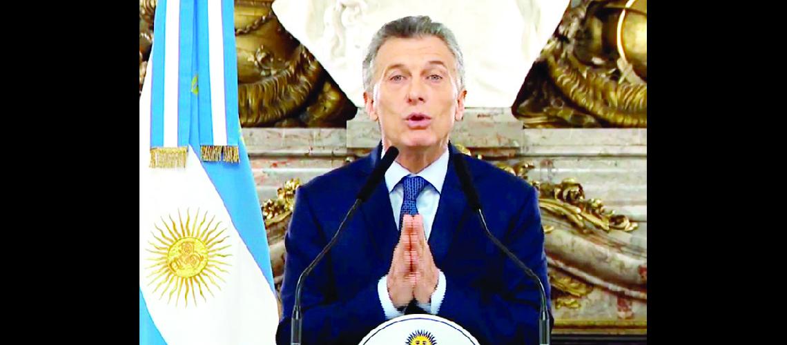 El Presidente declaroacute  #147en emergencia#148 al paiacutes