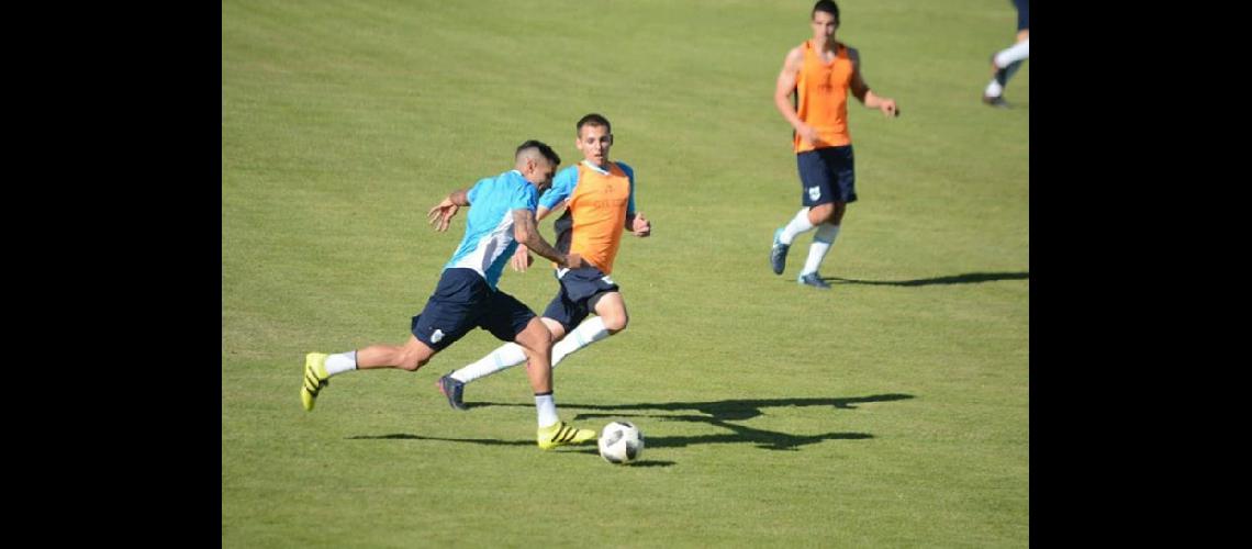 El plantel sumoacute minutos de fuacutetbol