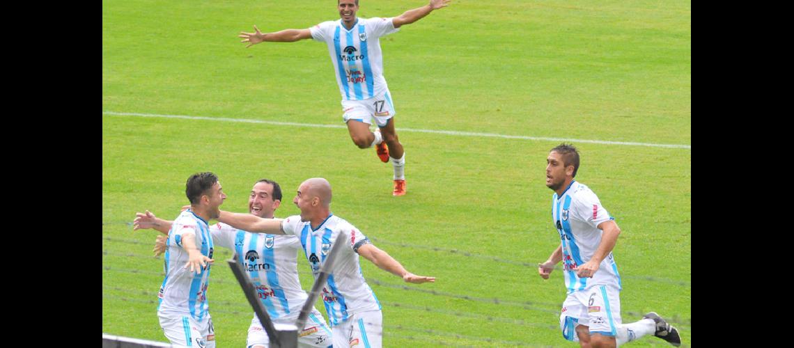 El #147Lobo#148 iraacute por su  segundo triunfo en el torneo