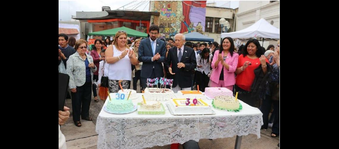 La Asociacioacuten Todos Juntos  celebroacute 30 antildeos de trabajo por la inclusioacuten