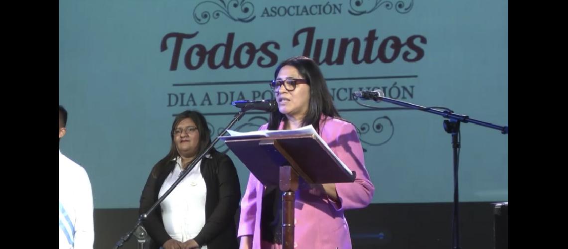 La Asociacioacuten Todos Juntos  celebroacute 30 antildeos de trabajo por la inclusioacuten