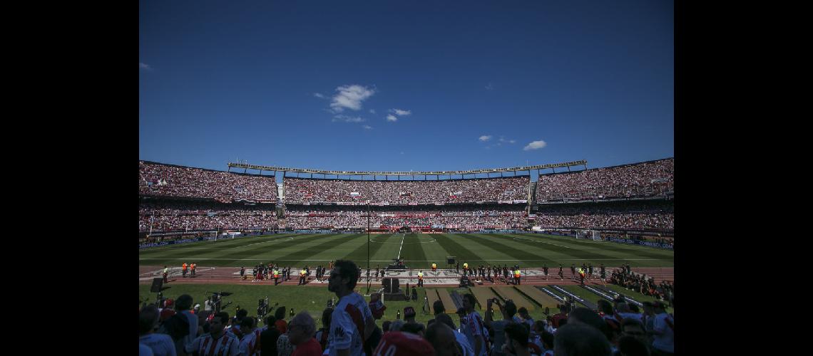 Se confirmoacute el partido para las 1915 hs