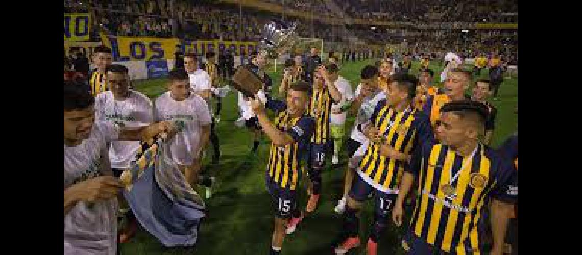 Rosario Central gritoacute campeoacuten  tras vencer a Gimnasia (LP)