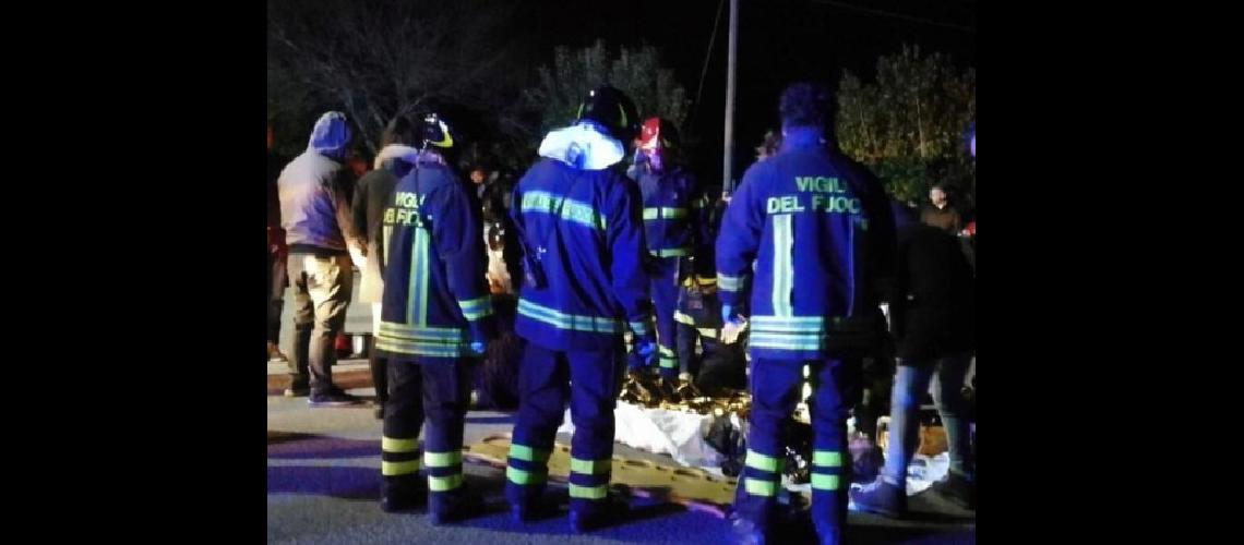 Estampida en disco de Italia deja 6 muertos y 100 heridos