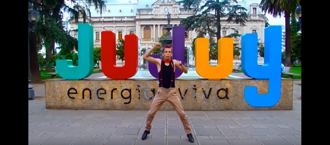 Un youtuber tucumano viralizoacute el hit Lentildea para el carboacuten en Jujuy