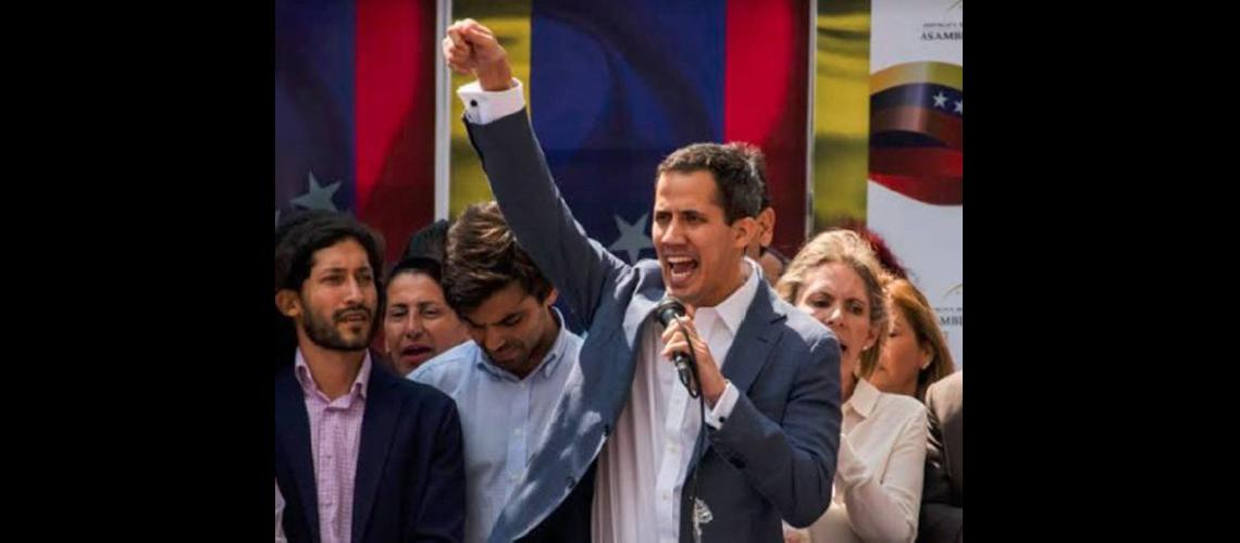 Detuvieron brevemente a Guaidoacute en Venezuela