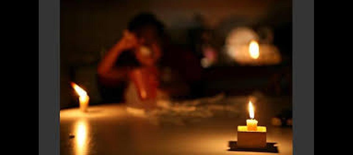 300000 portentildeos  quedaron  sin luz 