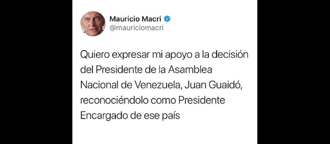 Juan Guaidoacute jura como presidente de Venezuela