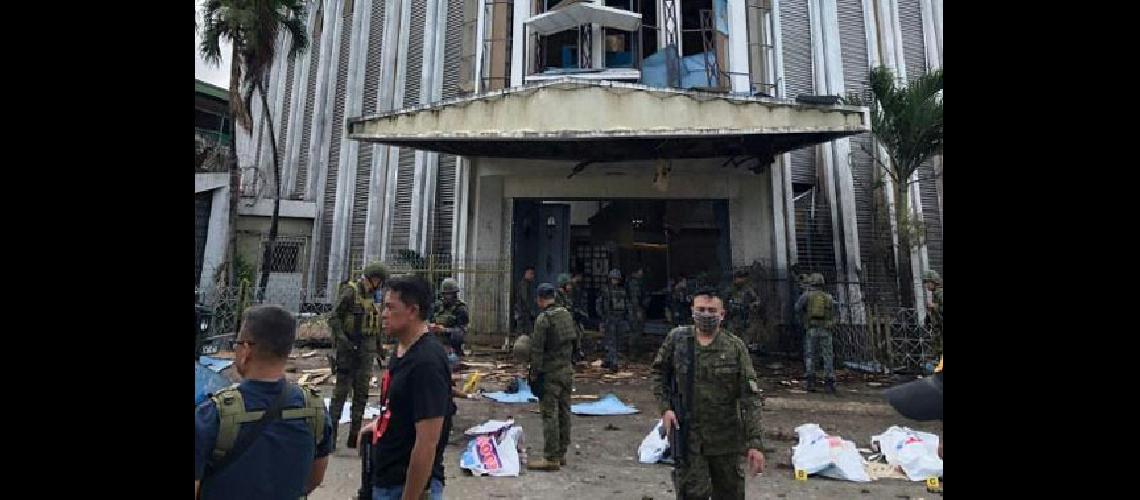 Dos explosiones dejaron 20 muertos en Filipinas 