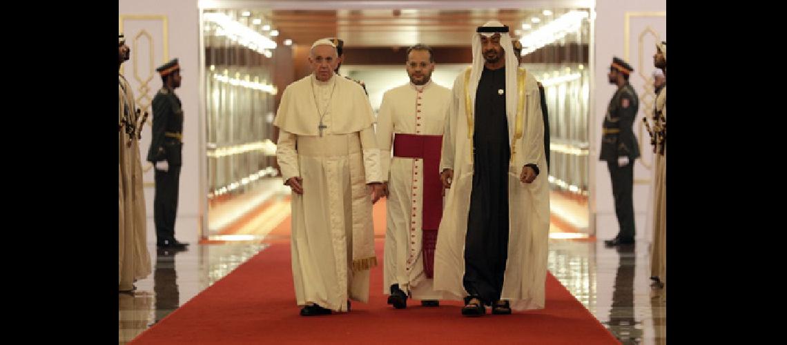 Histoacuterica visita del  Papa a Abu Dabi 