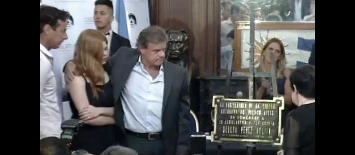 Homenaje a Debora Perez Volpin en la Legislatura portentildea