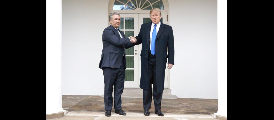 Donald Trump reiteroacute  advertencias a Maduro