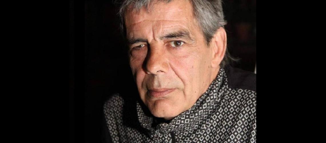 Homenaje al escritor  Alvaro Cormenzana