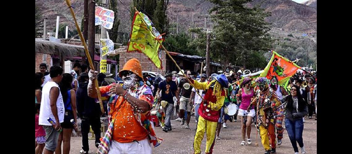 Purmamarca  en la ruta del  mejor carnaval  del paiacutes