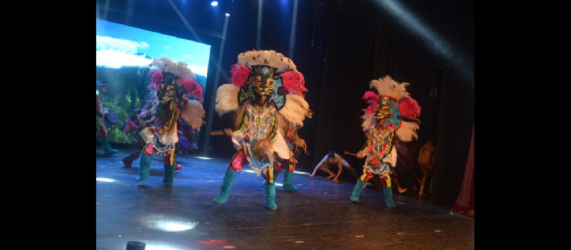 Inicioacute Temporada 2019 el teatro Mitre