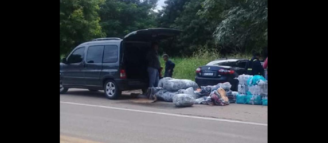 Secuestraron mercaderiacutea  de contrabando