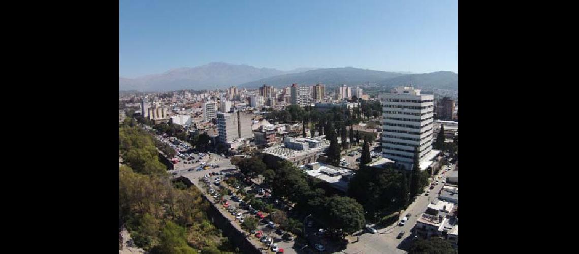 Hace 426 antildeos Francisco de Argantildearaz fundaba la ciudad de San Salvador