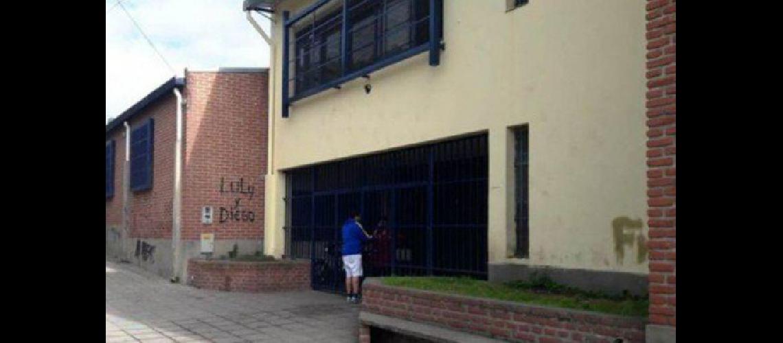 Bullyng- agreden a un nintildeo en una escuela