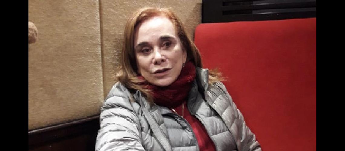 Cristina Guzmaacuten manifestoacute su apoyo  al Gobierno de la Provincia y municipio 