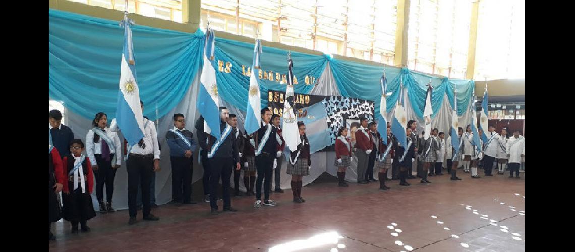 Promesa de Lealtad a la Bandera en Fraile