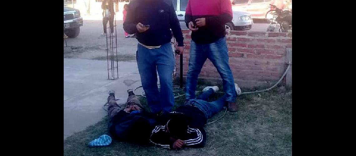 Vecinos y policiacuteas capturaron a dos ladrones en San Pedro