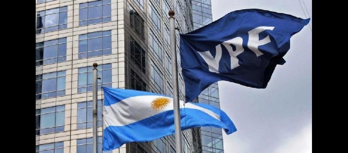 Suspendieron juicio por la expropiacioacuten de YPF