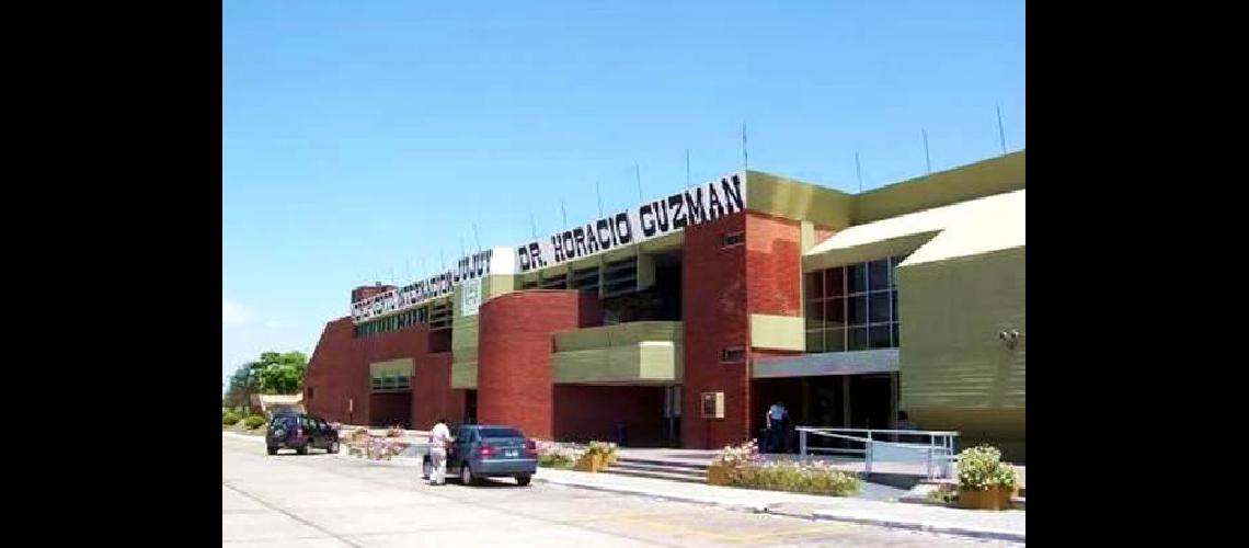 Historia del Aeropuerto #147Dr Horacio Guzmaacuten#148