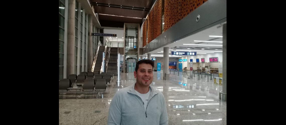  Emiliano Fanali el arquitecto  que proyectoacute el nuevo  Aeropuerto #147Horacio Guzmaacuten#148