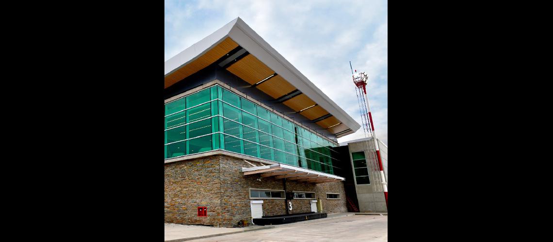 Transformacioacuten completa del aeropuerto de Jujuy