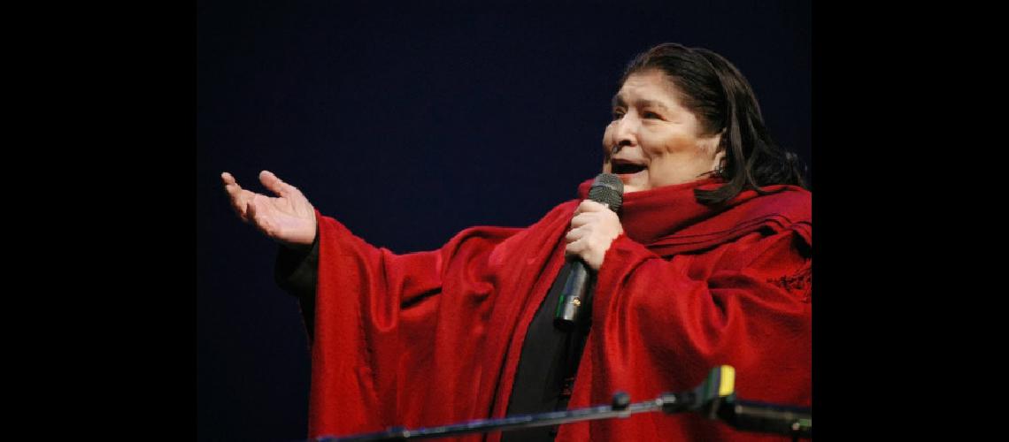  Mercedes Sosa la voz integradora de la muacutesica popular argentina 