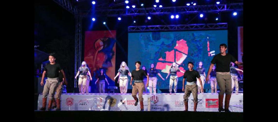 El Festival del Acero y el  folklore seraacute este viernes