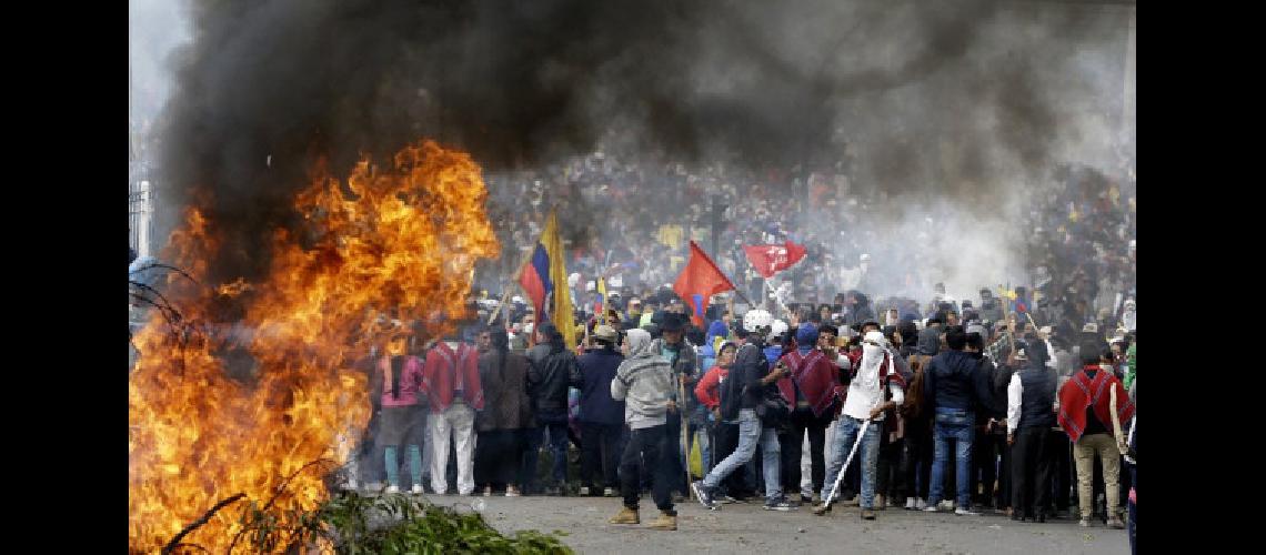 La ONU y la Iglesia  intervienen en Ecuador